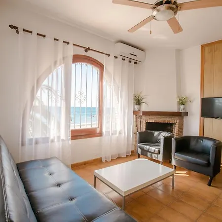 Апартаменты Mistral Seafront Up. Vistas Al Mar Mont-roig del Camp
